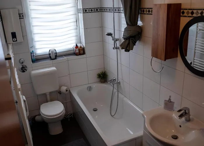 Apartment Livemore24 - 4 In Wlan - Smart-tv - 24-7 Check-in Und Kueche *