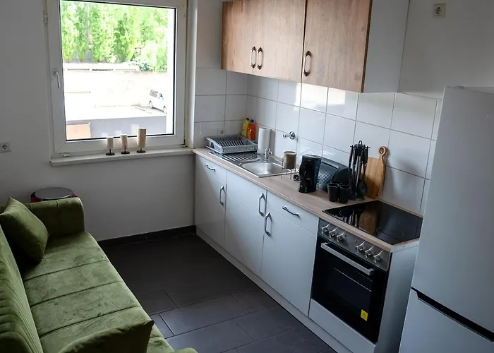 Livemore24 - 4 In Wlan - Smart-tv - 24-7 Check-in Und Kueche Apartment Duisburg